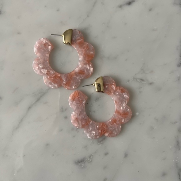 Free Press Flower Earrings - Picture 4 of 6